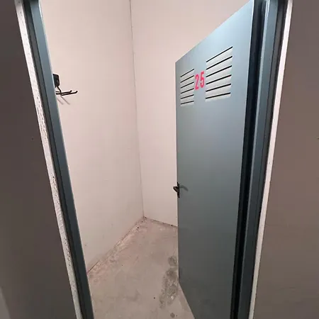 Mirador De *